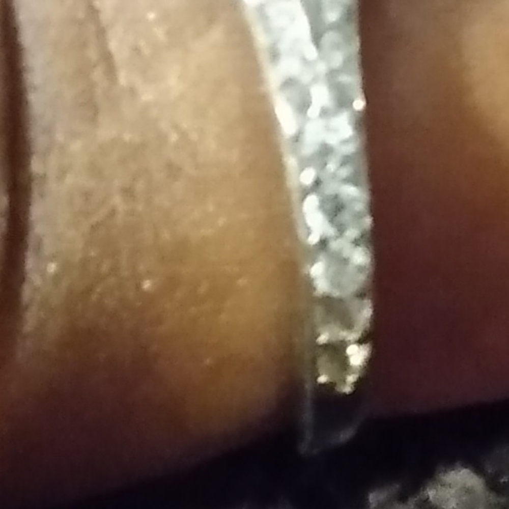 Ring - Picture 2 of 4